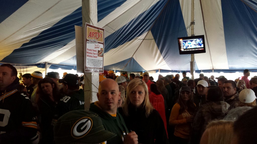 Lambeau Field tailgating with Arty's, Sept. 2013 (Courtesy of Arty's)
